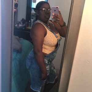 Meet your Posher, Kaneisha